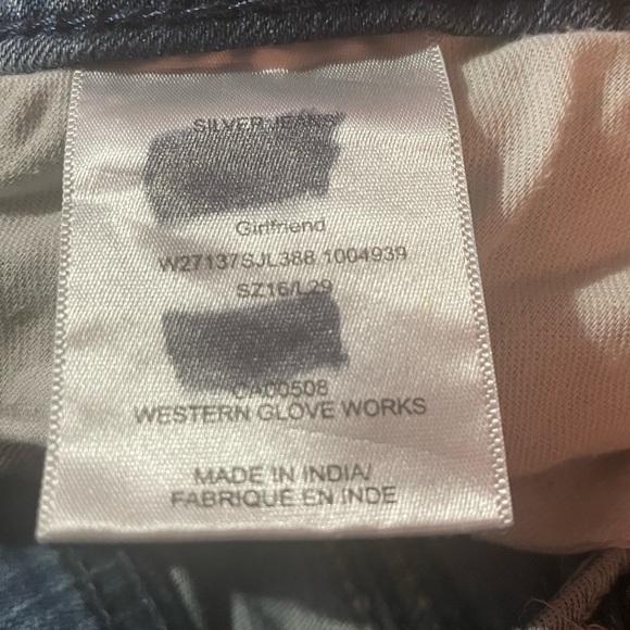 Silver Jeans girlfriend fit straight leg worn very little a little distressed - Picture 10 of 10